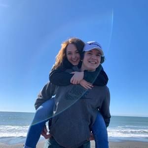 Meet your Posher, Lalo